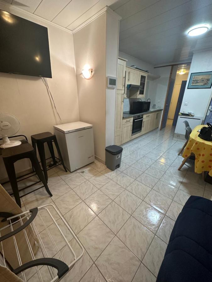 A La Semaine Ou Au Jour / Location Studio Meuble 30M² La Ciotat Exteriör bild